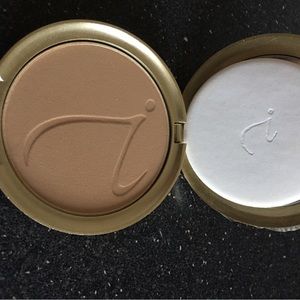 Jane Iredale Compact with Riviera Powder foundation
